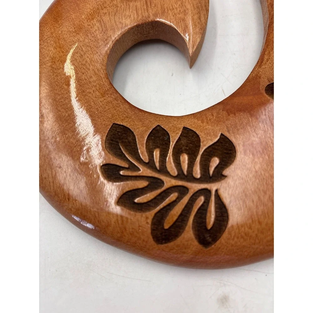 Hawaiian Fish Hook Hand Carved Wood Hanging Decoration Wall‎ Art 12